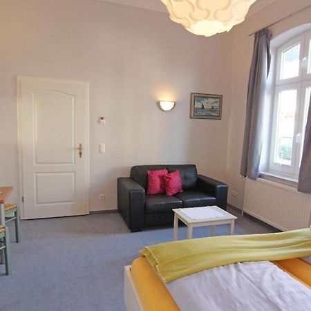 Hotel Kapitaenshaus-Lassen-Zimmer-Amistad Westerland Zewnętrze zdjęcie